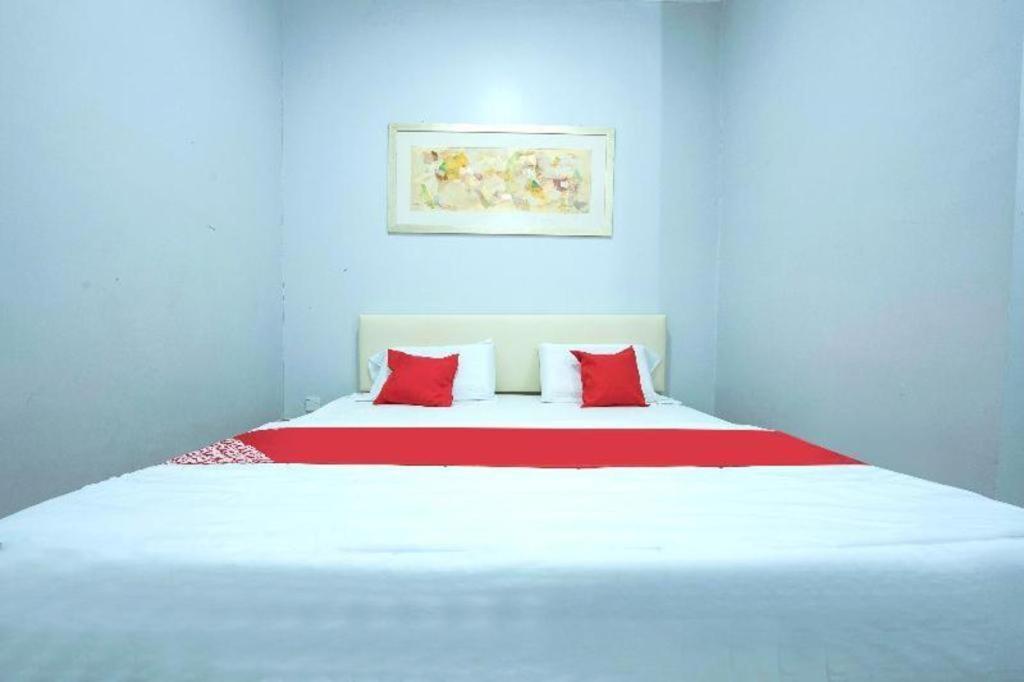 Oyo 90234 Sungai Rengit City Resort 2 Kampung Sungai Rengit Exterior foto